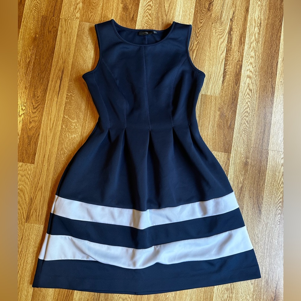 Apt 9 Navy Blue White Career Sheath Dress Medium 8 10